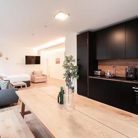 Apartmán Hamburg Gem For 12 Exteriér fotografie